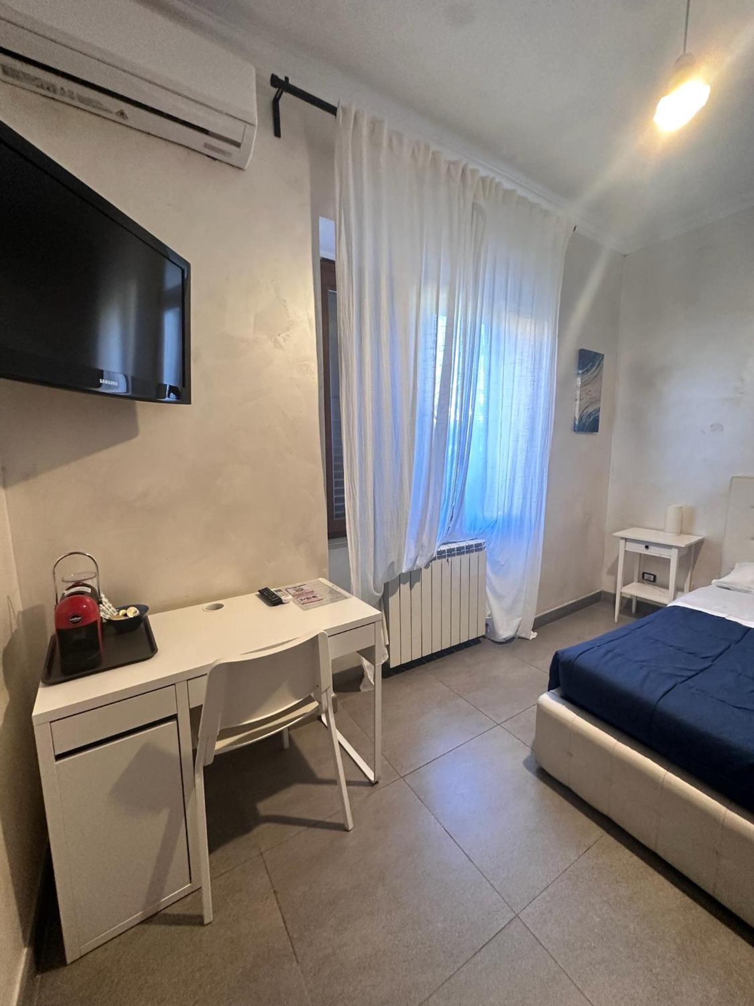 Bed and Breakfast Giorgia Airport 2 Фьюмичино Экстерьер фото